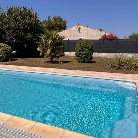 Accueillante à Avec Piscine Privéeb Villa Saint-Froult