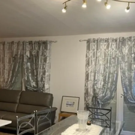 Accueillante A Avec Piscine Priveeb Villa