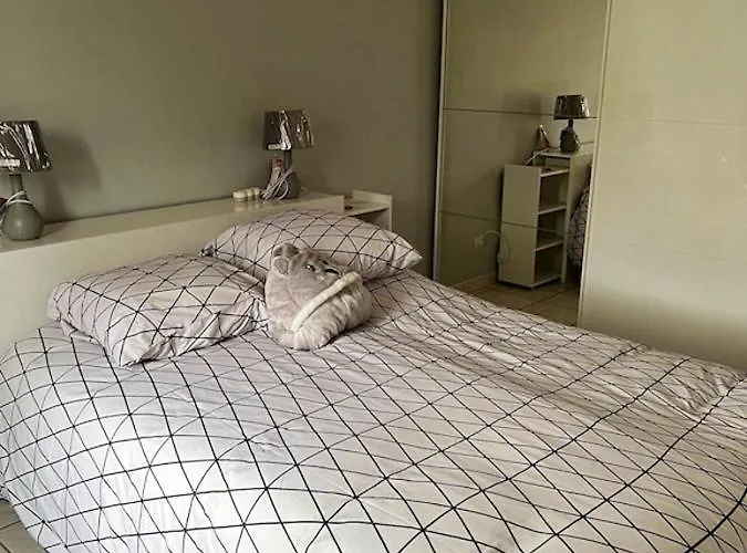 Villa Accueillante à Avec Piscine Privéeb Saint-Froult