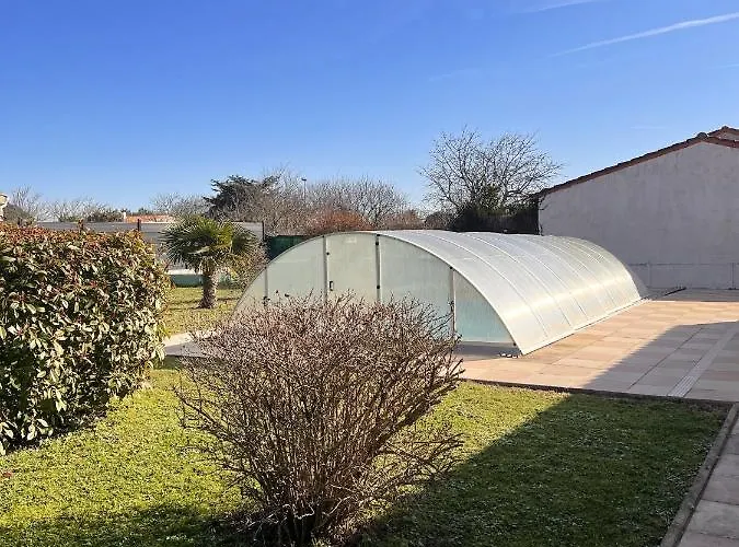 Villa Accueillante à Avec Piscine Privéeb